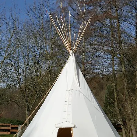 Eponada - Ubernachten Im Tipi * Weisel