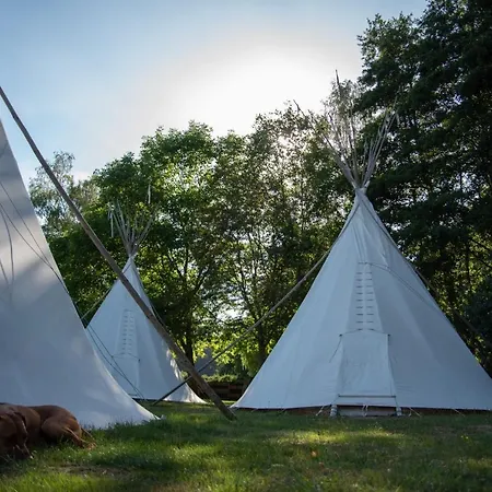 Eponada - Ubernachten Im Tipi Luxury tent